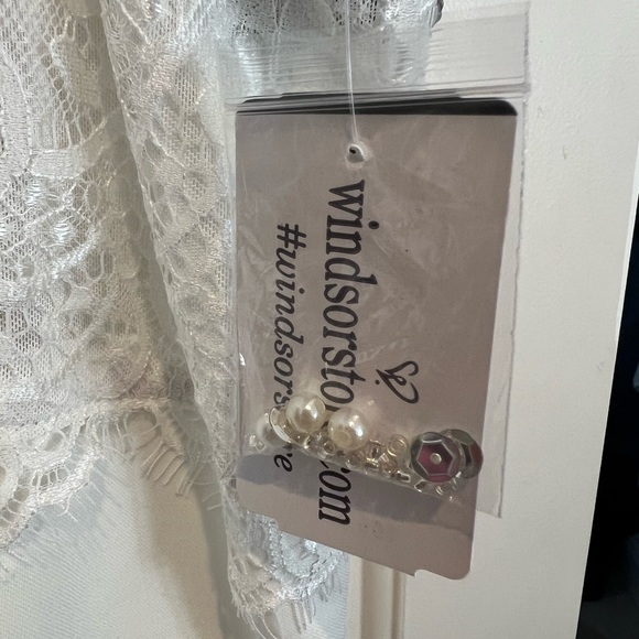 Windsor Homecoming dress - Picture 5 of 6